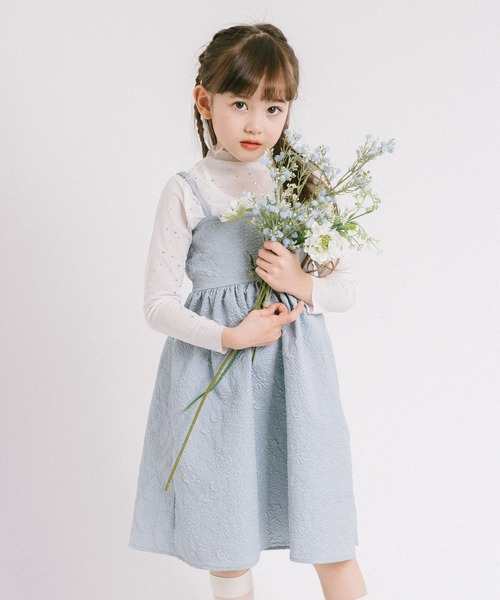 URBAN CHERRY(アーバンチェリー)の「バッグオープンリボンデザインジャガードキャミワンピース(ワンピース・キッズ・ブラック/アイボリー/ブルー・110cm/120cm/130cm/140cm/150cm)」の7枚目の写真
