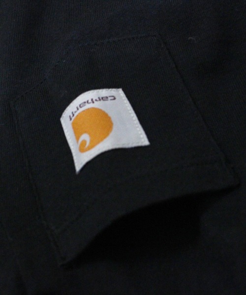 Carhartt(カーハート)の「Carhartt カーハート ロゴ 胸ポケット付き 半袖Tシャツ(Tシャツ/カットソー・キッズ・ブラック・L/M/S/140cm/130cm/120cm/110cm/XL)」の4枚目の写真