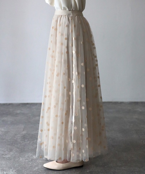 Riberry（リベリー）の「フロッキードットチュールリバーシブルスカート（スカート・レディース・アイボリー/ブラック・FREE）」の17枚目の写真