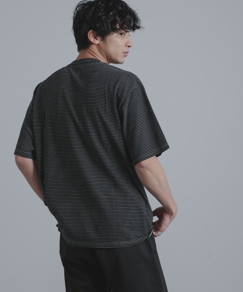 Yonetomi（ヨネトミ）の「YONETOMI/別注 Yonetomi NEW BASIC T-SHIRT（Tシャツ/カットソー・メンズ・その他1・3/2）」の3枚目の写真