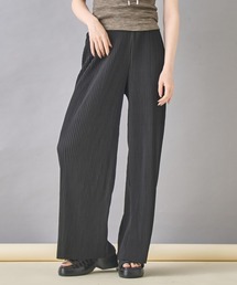 プリーツパンツ