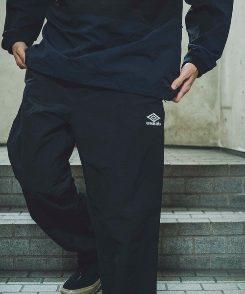 UMBRO（アンブロ）の「『別注』UMBRO×DOORS TRACK PANTS（その他パンツ