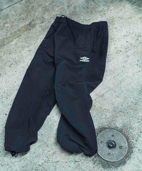 UMBRO(アンブロ)の「『別注』UMBRO×DOORS TRACK PANTS(その他パンツ・メンズ・ネイビー/ブラック・MEDIUM/LARGE)」の5枚目の写真