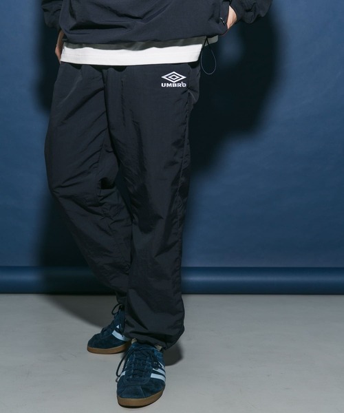 UMBRO(アンブロ)の「『別注』UMBRO×DOORS TRACK PANTS(その他パンツ・メンズ・ネイビー/ブラック・MEDIUM/LARGE)」の16枚目の写真