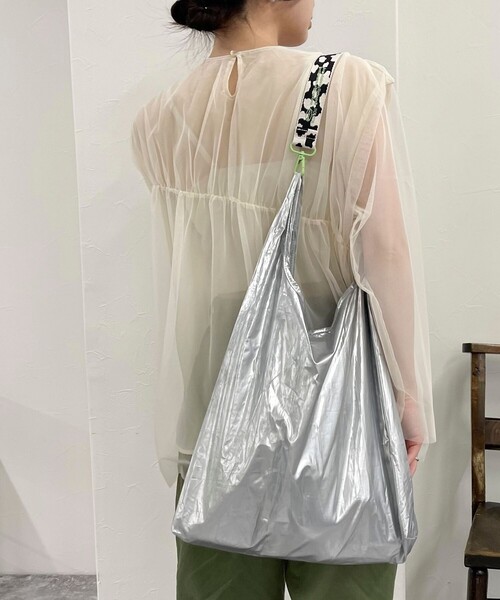 fredy emue（フレディエミュ）の「【JoliJoli/ジョリジョリ】アニマルジャガードスマホストラップS（スマホグッズ・レディース・ホワイト系その他4/ベージュ系その他3・FREE）」の9枚目の写真