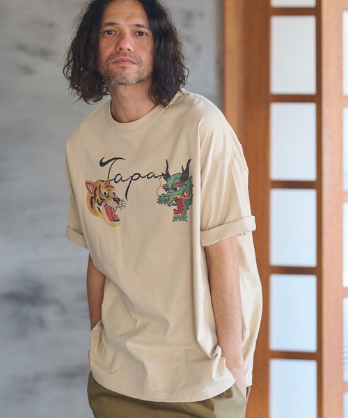 CAMBIO(カンビオ)の「mt8940- ビッグシルエットプリントTシャツ(Sukajan)(Tシャツ/カットソー・メンズ・ホワイト/グリーン/ベージュ・S/M/L/XL)」の9枚目の写真