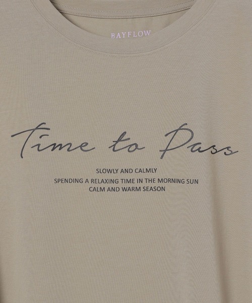 BAYFLOW（ベイフロー）の「アソートロゴプリントＴ（Tシャツ/カットソー・レディース・グレイッシュベージュ/ピンク/オフホワイト/ブラック・SMALL/MEDIUM/LARGE）」の15枚目の写真