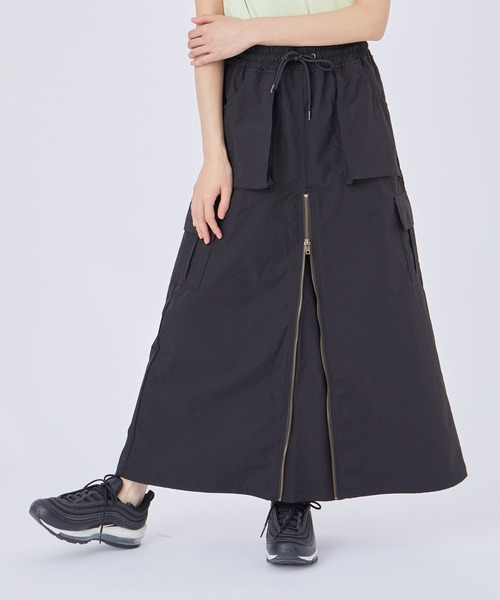 NERGY（ナージー）の「フロントZIPカーゴスカート（スカート・レディース・ブラック/カーキ・FREE）」の7枚目の写真