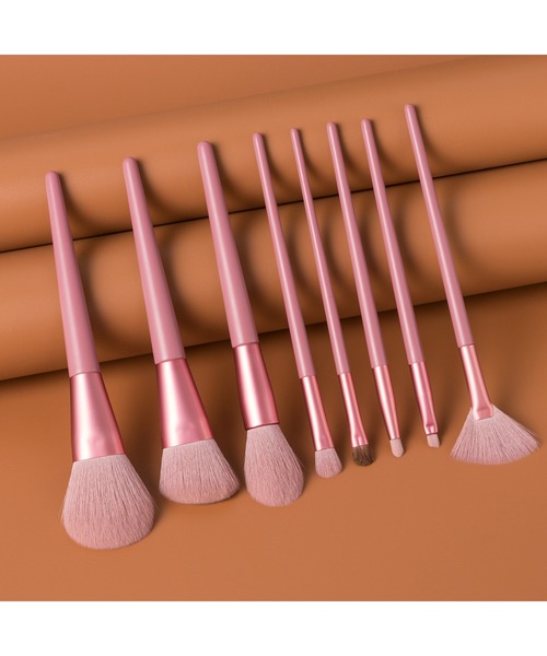 IRADOWL（アイラドール）の「8本セットマルチメイクブラシ（メイクブラシ・レディース・ベージュ/ピンク/シルバー・FREE）」の3枚目の写真