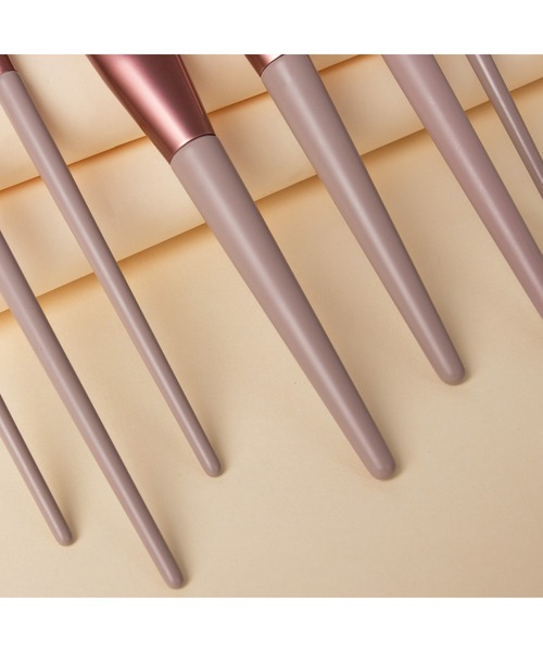 IRADOWL（アイラドール）の「8本セットマルチメイクブラシ（メイクブラシ・レディース・ベージュ/ピンク/シルバー・FREE）」の14枚目の写真