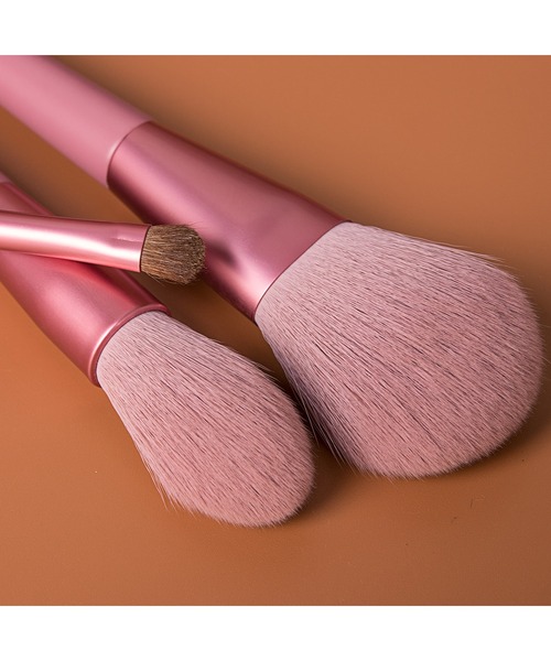 IRADOWL（アイラドール）の「8本セットマルチメイクブラシ（メイクブラシ・レディース・ベージュ/ピンク/シルバー・FREE）」の5枚目の写真