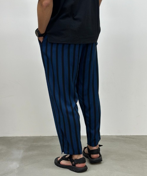 NAVY（ネイビー）の「接触冷感 レーヨンアンクルパンツ　イージーパンツ（その他パンツ・メンズ・ブラック/ブラック×ブルー/ブラック×グレー/ネイビー・M/L/XL）」の22枚目の写真