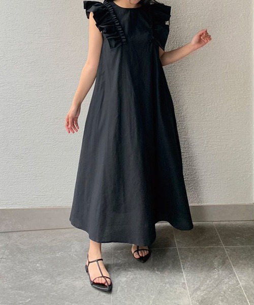 CORNERS(コーナーズ)の「リネンタッチノースリフリルワンピース(ワンピース・レディース・グリーン系その他/ブラック/ベージュ/レッド/ブルー・M)」の2枚目の写真