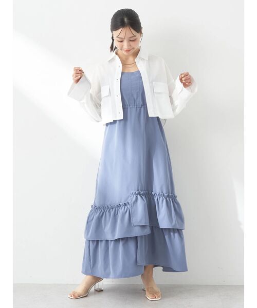 earth music&ecology(アースミュージックアンドエコロジー)の「ドロストティアードキャミワンピース(ワンピース・レディース・ブルー/ブラック/アイボリー・FREE)」の4枚目の写真