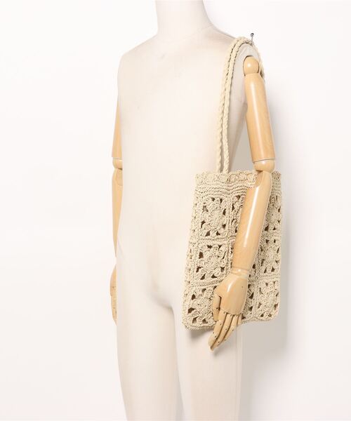 flower（フラワー）の「フラワークロシェトート（かごバッグ・レディース・ライトベージュ・FREE）」の19枚目の写真