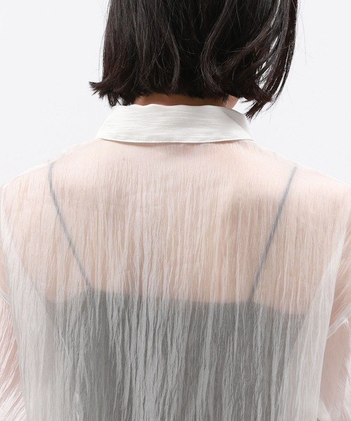 LAKOLE(ラコレ)の「袖シャーリングシアーシャツ / 129667(シャツ/ブラウス・レディース・ブラック/ブルー/オフホワイト/イエロー・SMALL/MEDIUM)」の21枚目の写真