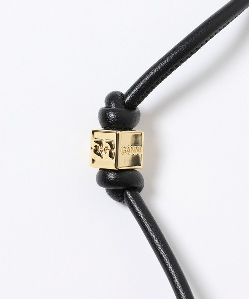 GANNI（ガニー）の「GANNI/ガニー GANNI BOU WALLET ON STRAP / A5396 / ショルダーストラップ ミニウォレット（財布・レディース・ブラック・ONE SIZE）」の8枚目の写真