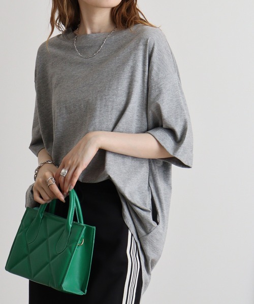 atONE(アットワン)の「ロールアップハーフスリーブカットソーロールアップ ビッグTシャツ(Tシャツ/カットソー・レディース・杢グレー/カーキ/ブラック・LL~3L/4L~5L/M-L)」の17枚目の写真
