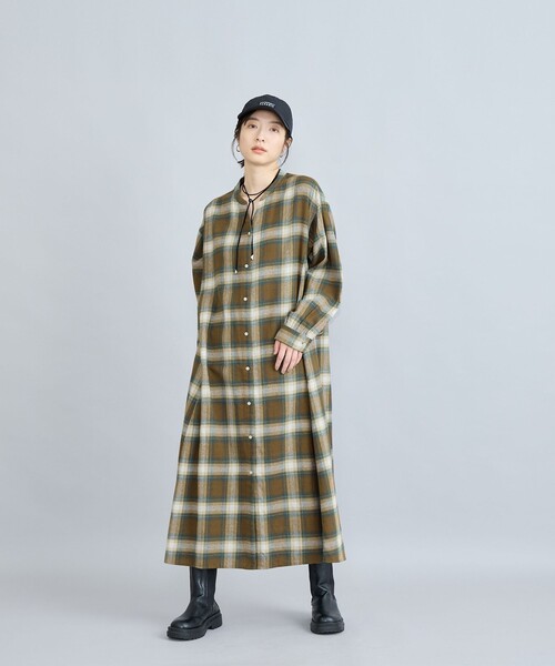 coen(コーエン)の「オンブレチェックフレアシャツワンピース(ワンピース・レディース・ネイビー/ナチュラル/オリーブ・FREE)」の4枚目の写真