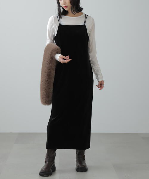 FREE'S MART（フリーズマート）の「◆2ストラップベロアキャミワンピース（ワンピース・レディース・ブラック/グレー・SMALL/MEDIUM）」の4枚目の写真