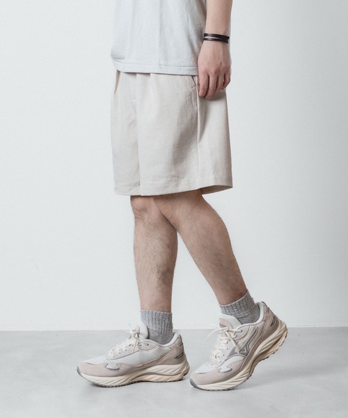 ATTACHMENT(アタッチメント)の「PE/CO/LI ツイル 1タックショーツ / PE/CO/LI TWILL 1TUCK SHORTS(スラックス・メンズ・ブラック/ベージュ/ホワイト・1/2/3/4)」の17枚目の写真