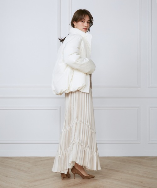 INED（イネド）の「ショートダウン2WAYコート《Re:DOWN》（ダウンジャケット/コート・レディース・オフホワイト/ブラック/ベージュ・7号/9号/11号）」の12枚目の写真