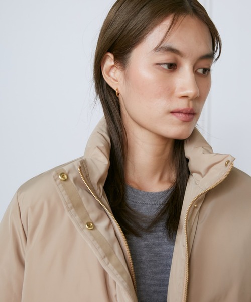 INED（イネド）の「ショートダウン2WAYコート《Re:DOWN》（ダウンジャケット/コート・レディース・オフホワイト/ブラック/ベージュ・7号/9号/11号）」の19枚目の写真