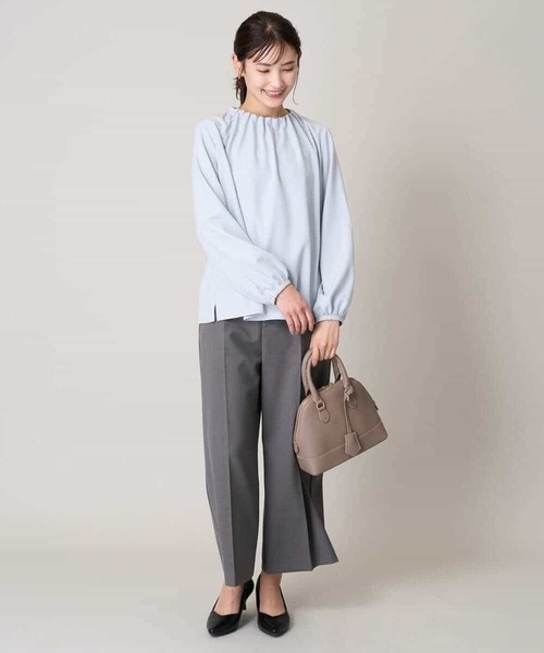 a.v.v（アーヴェヴェ）の「【洗える】タックネックブラウス（シャツ/ブラウス・レディース・ホワイト/ダークインディゴブルー・34/40/42/38/36）」の20枚目の写真