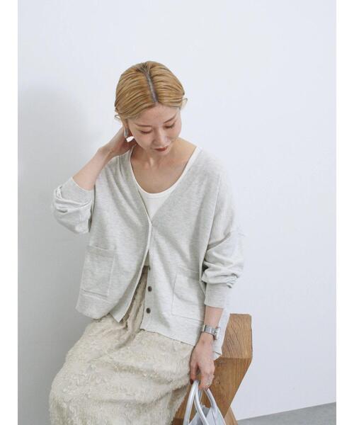 Samansa Mos2 blue（サマンサモスモスブルー）の「マルチスタイルVネックカーディガン（カーディガン/ボレロ・レディース・オフホワイト/ブルー/トップグレー/ダークオレンジ/ブラック/モカ/グリーン・M/L）」の11枚目の写真