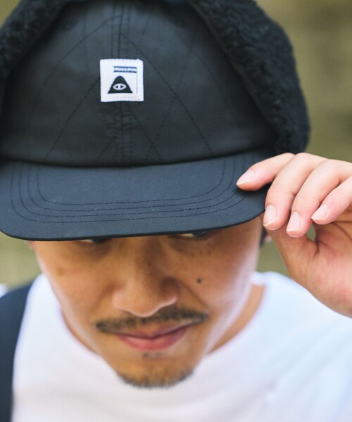 POLeR（ポーラー）の「POLeR × FREAK'S STORE/ポーラー × フリークスストア 別注 PUTTED FLAP CAP パデット フラップキャップ（キャップ・メンズ・ブラック/オリーブ・ONE SIZE）」の6枚目の写真