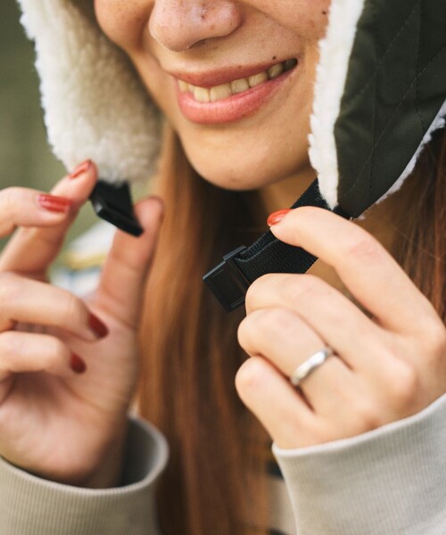 POLeR（ポーラー）の「POLeR × FREAK'S STORE/ポーラー × フリークスストア 別注 PUTTED FLAP CAP パデット フラップキャップ（キャップ・メンズ・ブラック/オリーブ・ONE SIZE）」の14枚目の写真