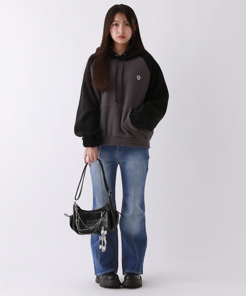 【裏起毛】デニムキモウセミフレアパンツ（デニムパンツ）｜repipi armario（レピピ アルマリオ）