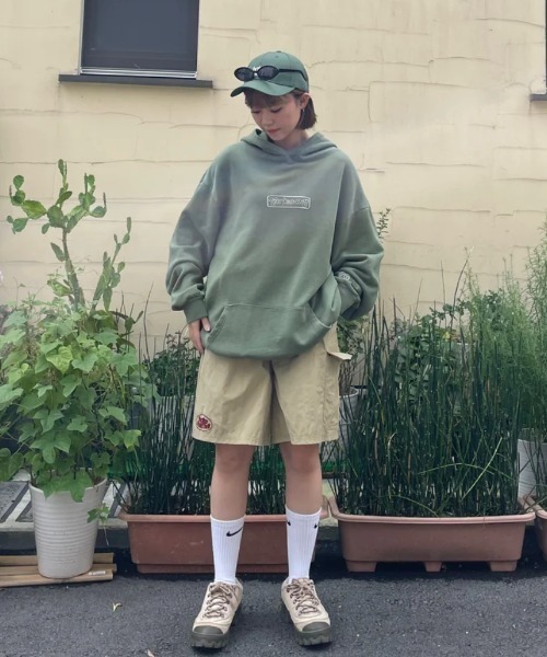 HTH(エイチティーエイチ)の「USA cotton good times club hoodie(パーカー・レディース・ブルー/パープル/アイボリー/グリーン・フリー)」の9枚目の写真