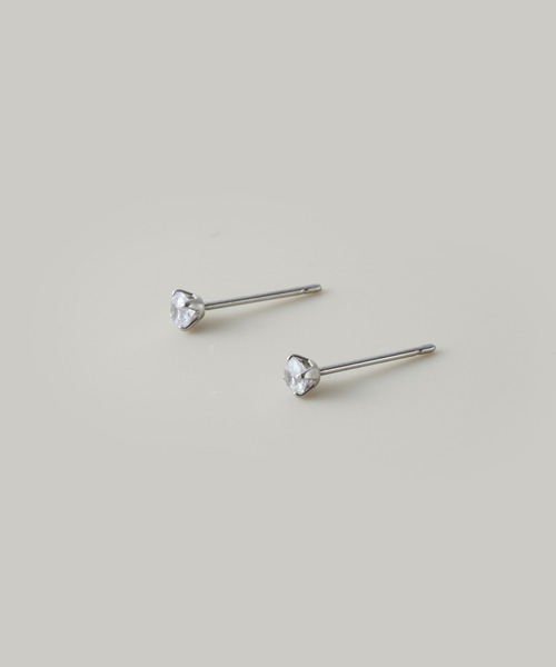Jolie Toujours(ジョリトゥジュール)の「【汗や水に強い】〈ステンレス〉CZ1粒スタッドピアス(ピアス(両耳用)・レディース・シルバー/ゴールド・FREE)」の3枚目の写真