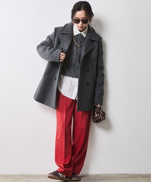 CHIC STYLE（シックスタイル）の「カラーストレートパンツ ＜大きいサイズ有＞シックスタイル　（スラックス・レディース・チャコールグレー/ブルー/レッド・3L/LL/L/M/5L/4L）」の5枚目の写真