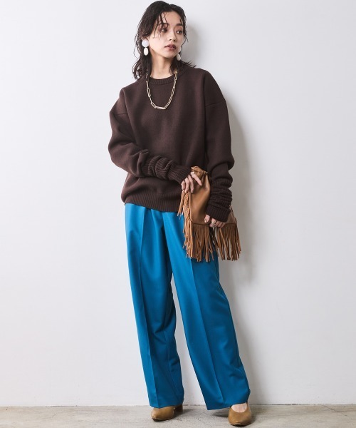 CHIC STYLE（シックスタイル）の「カラーストレートパンツ ＜大きいサイズ有＞シックスタイル　（スラックス・レディース・チャコールグレー/ブルー/レッド・3L/LL/L/M/5L/4L）」の10枚目の写真
