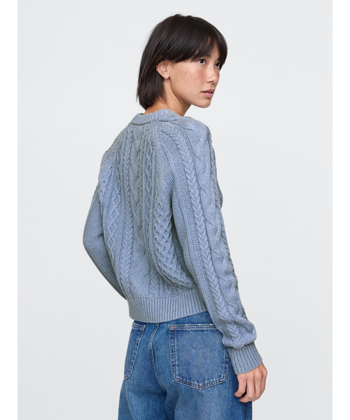 GAP（ギャップ）の「クラシック ケーブルニットセーター（ニット/セーター・レディース・レッド/ライトブルー/アイボリー・L/S/XS/M/XXS/XL）」の4枚目の写真