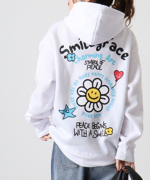 SMAILY FACE(スマイリーフェイス)の「SMILEY FACE 裏起毛オーバーサイズスプルオーバーパーカー(パーカー・メンズ・ブラック/スモークピンク/ホワイト×グレー/ネイビー・M/L/LL)」の7枚目の写真