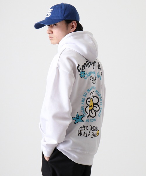 SMAILY FACE(スマイリーフェイス)の「SMILEY FACE 裏起毛オーバーサイズスプルオーバーパーカー(パーカー・メンズ・ブラック/スモークピンク/ホワイト×グレー/ネイビー・M/L/LL)」の12枚目の写真