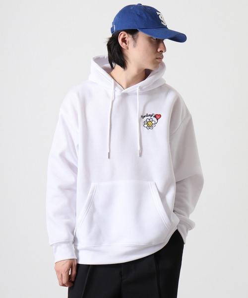 SMAILY FACE(スマイリーフェイス)の「SMILEY FACE 裏起毛オーバーサイズスプルオーバーパーカー(パーカー・メンズ・ブラック/スモークピンク/ホワイト×グレー/ネイビー・M/L/LL)」の11枚目の写真