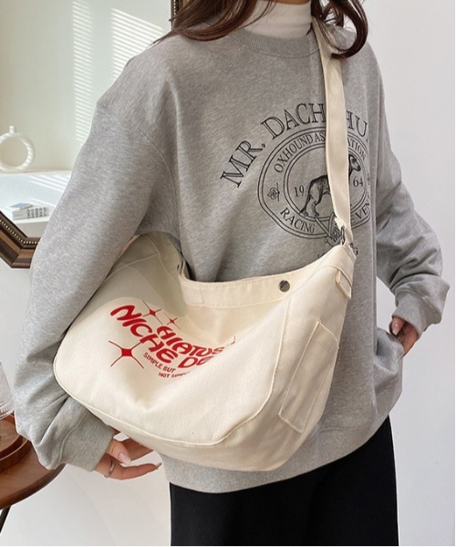 FREE STYLISTS(フリー スタイリスト)の「アウトポケットBAG ユニセックス ビッグキャンバスショルダーバッグ(ショルダーバッグ・レディース・オフホワイト・FREE)」の2枚目の写真