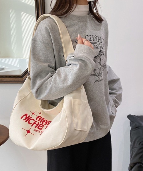 FREE STYLISTS(フリー スタイリスト)の「アウトポケットBAG ユニセックス ビッグキャンバスショルダーバッグ(ショルダーバッグ・レディース・オフホワイト・FREE)」の9枚目の写真