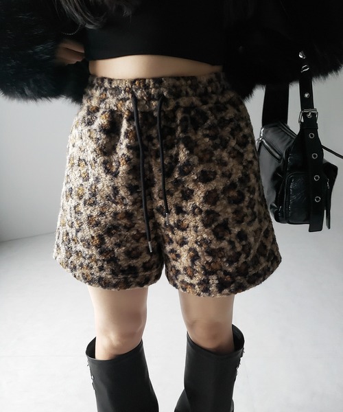 【THEAIRTOWN】gmo leo short pants(2 color) 韓国 正規品 ヤングアンドオルセン レオパード スケート ショーツ – YOUNG