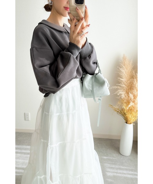 &. NOSTALGIA（アンドドットノスタルジア）の「【ZOZO限定】衿付きポンチプルオーバー（スウェット・レディース・チャコールグレー/ブラック/アイボリー・M）」の11枚目の写真