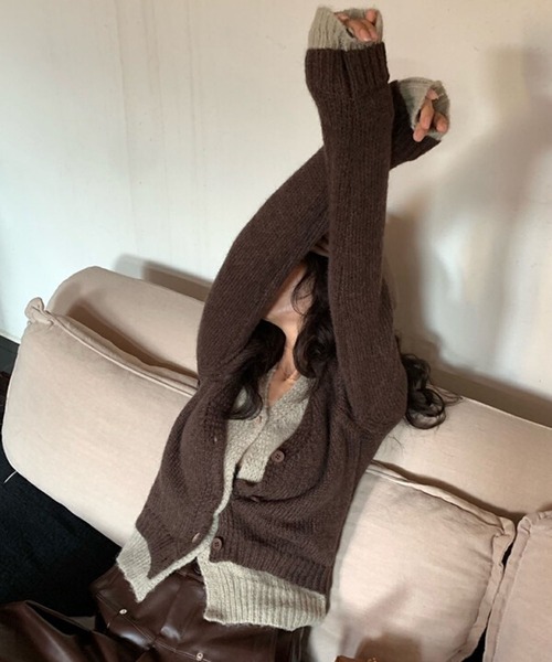 LYEON(リヨン)の「レイヤード配色ショートニットカーディガン(カーディガン/ボレロ・レディース・グレー/ブラウン・FREE)」の6枚目の写真