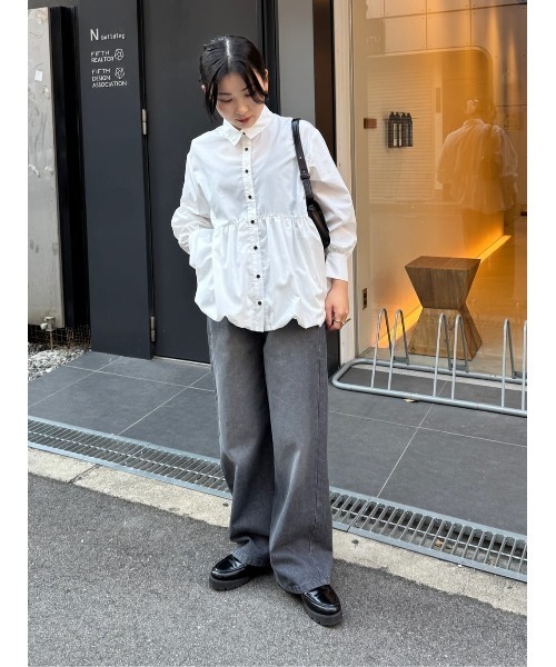 titivate（ティティベイト）の「ワイドデニムパンツ（デニムパンツ・レディース・ライトグレー/ブラウン/ライトブルー/オフホワイト/インディゴブルー・SP/S/M/MT/L）」の17枚目の写真