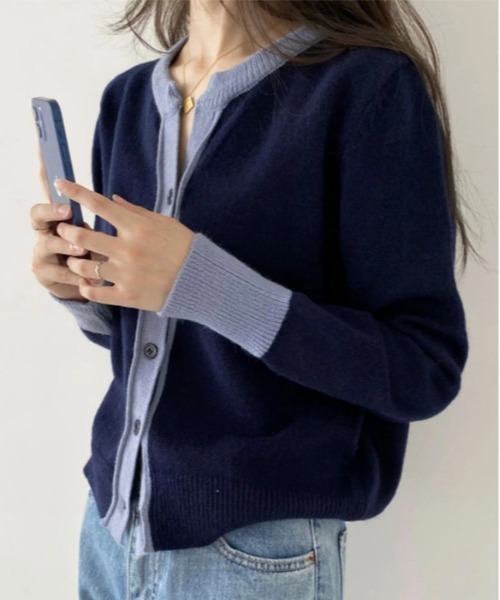 by LEGNA(バイレグナ)の「シンプルながらもモダン。バイカラーVネックカーディガン(カーディガン/ボレロ・レディース・ブラック/アイボリー/ダークオレンジ/ブルー/カーキ・FREE)」の15枚目の写真