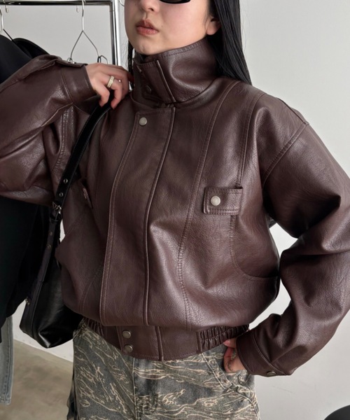 SHAGGIE（シャギー）の「スタンドネックしわ加工レザージャケット/ブルゾン（ブルゾン・レディース・ブラック/ブラウン・FREE）」の6枚目の写真