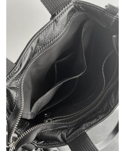 DECADE(ディケイド)の「防水レザー・ミニハンドショルダーバッグ DECADE(No-01506)Mini Hand Shoulder Bag(ショルダーバッグ・メンズ・ブラック/ブラック系その他・フリー)」の17枚目の写真