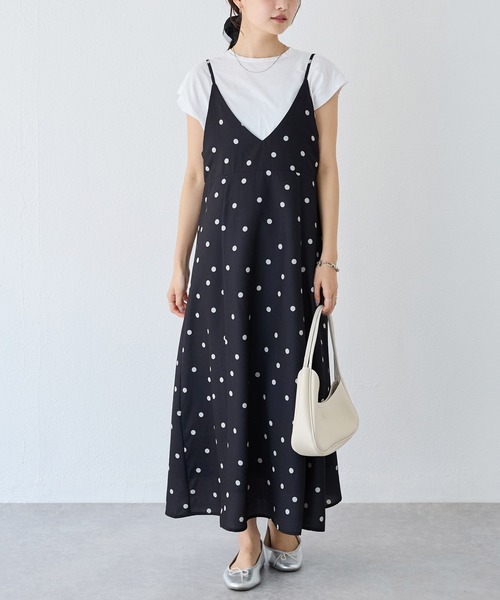 LAVEANGE（ラビアンジェ）の「麻調合繊ドットキャミワンピース（ワンピース・レディース・ベージュ/ブラック・M/LL/3L/4L/5L）」の4枚目の写真